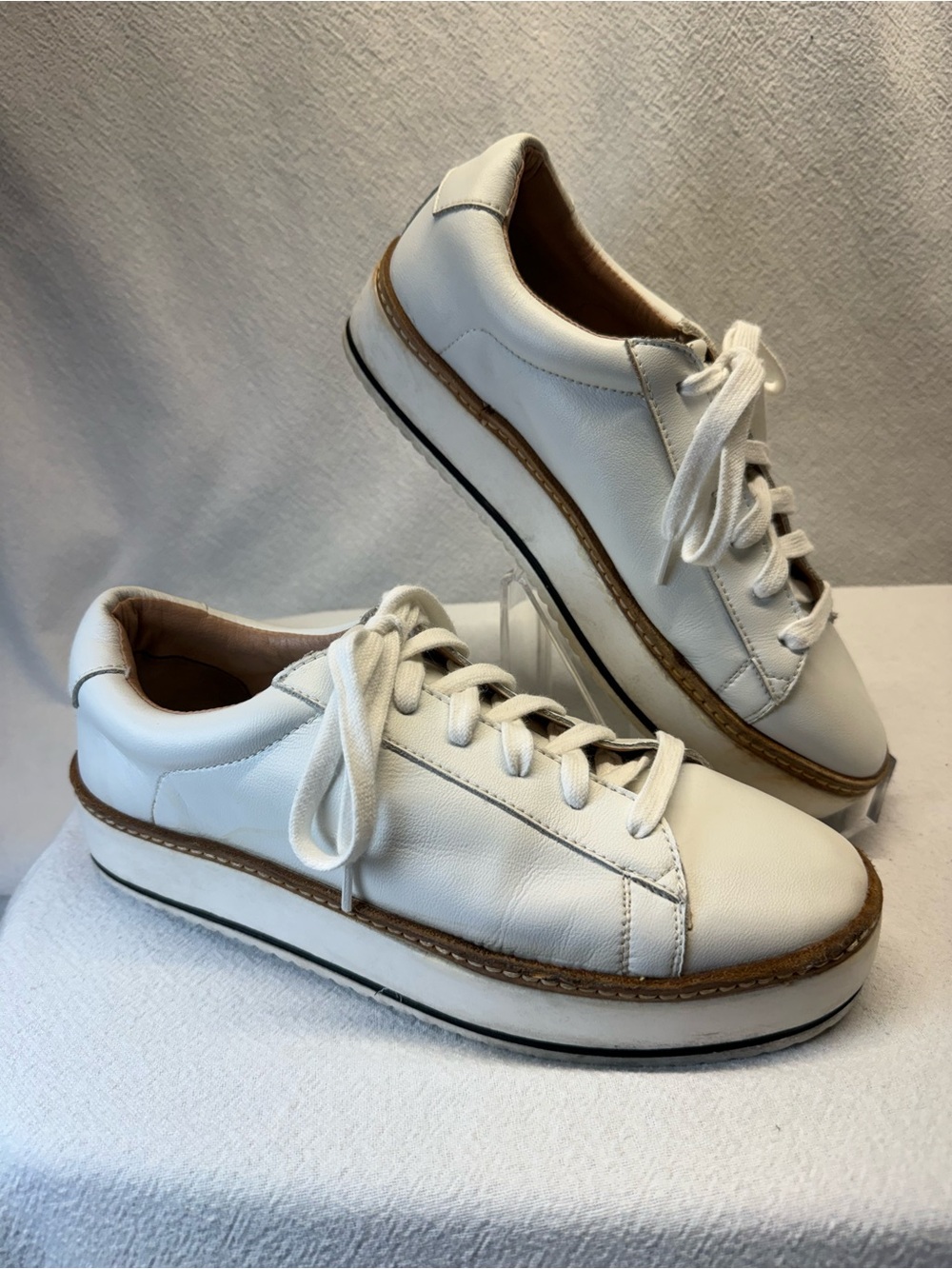 Cool Girl Platform Sneakers Chelsea & Violet White Lace-Up Tailored and Chic 9